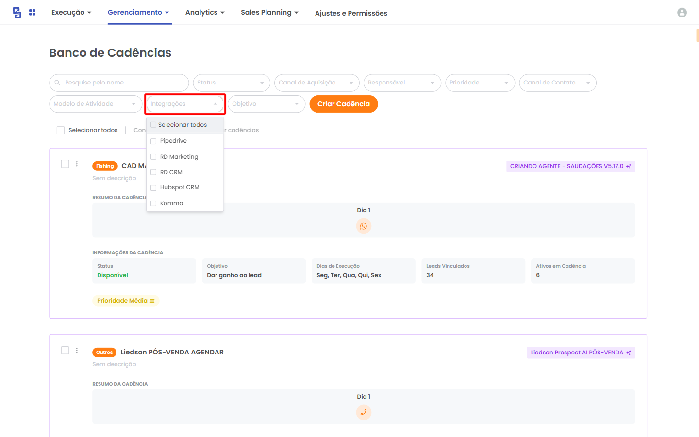 Filtro de Integrações com opção HubSpot CRM no Banco de Cadências