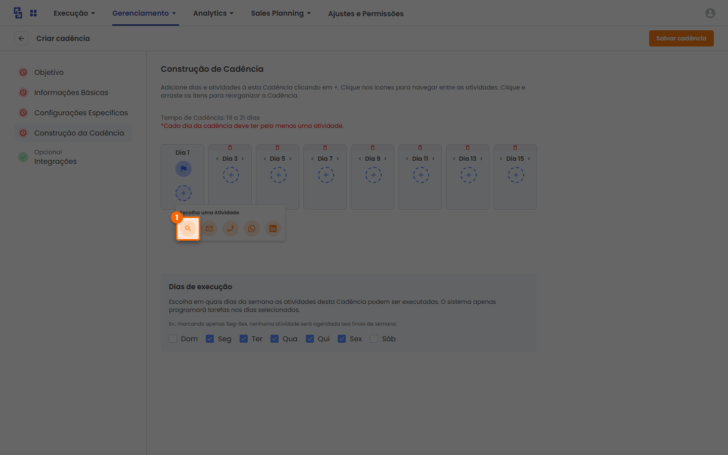 Dropdown do Modelo de Atividade aberto com lista de modelos disponíveis.