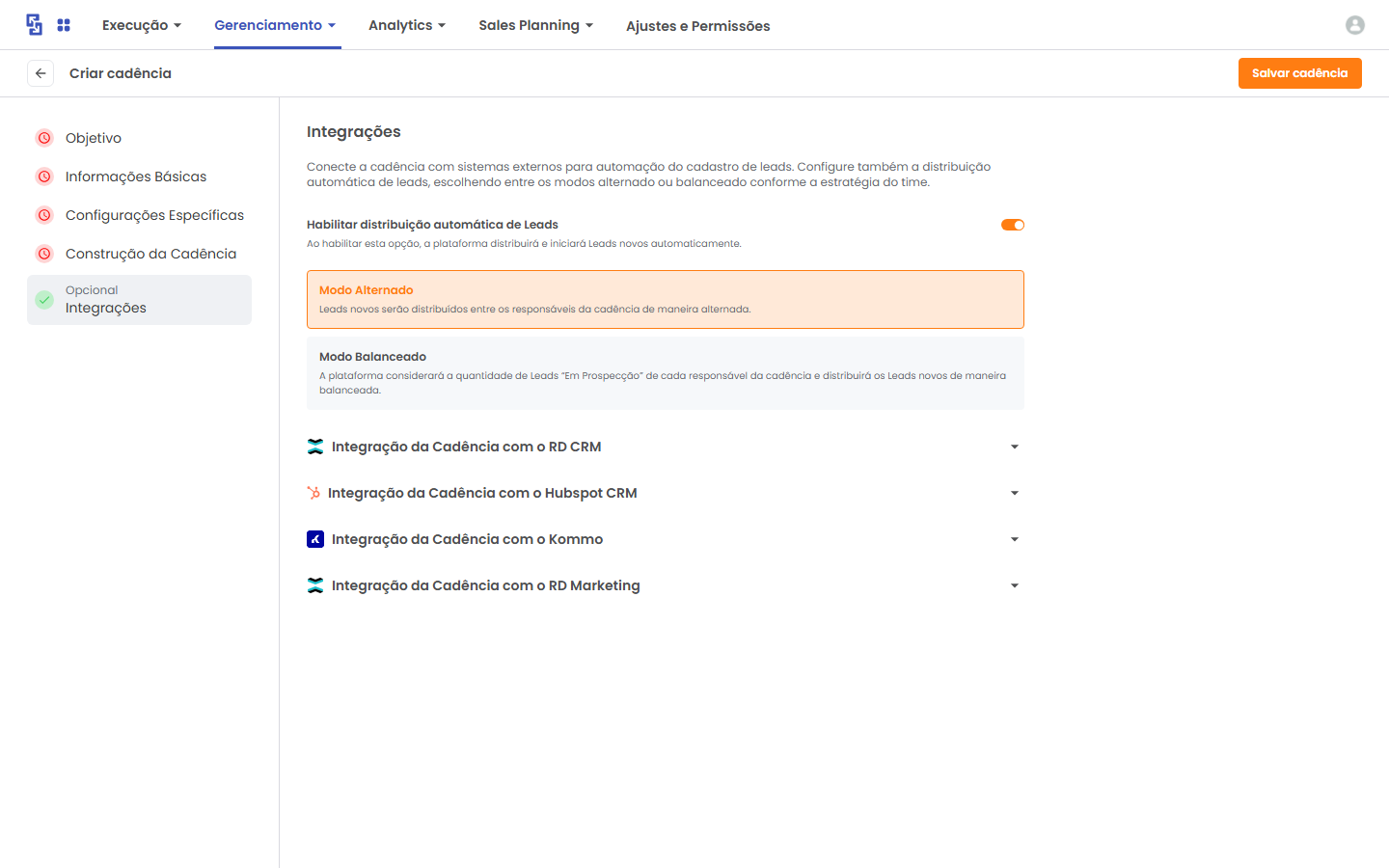 Tela Criar cadência (referência visual do fluxo) com botão Salvar cadência no canto superior direito.